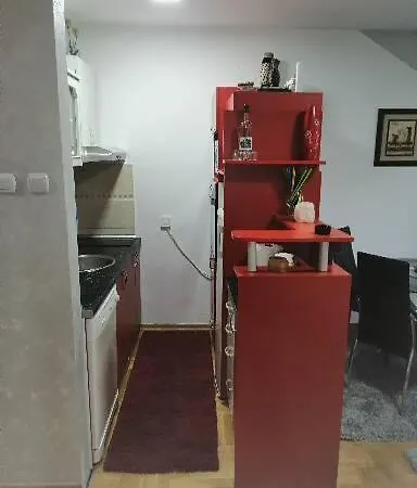 Apartman 014 Stan Na Dan